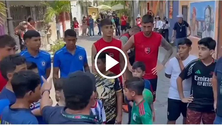 El hermoso gesto de los canteranos con aficionados de Cruz Azul