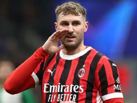 Santiago Giménez se refirió a los rumores que lo unen a la Roma