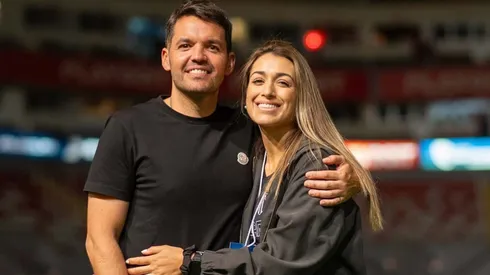 Victoria Betancourt es odontóloga, venezolana, y cuenta en su currículo con cierta experiencia en el futbol.