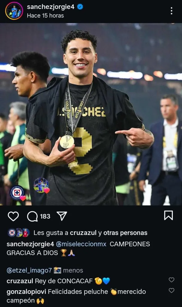 Publicación de Jorge Sánchez tras ser campeón y el nuevo apodo que le puso Piovi. (@sanchezjorgie4)