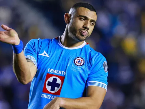 Contundente reacción de Giakoumakis tras ser borrado de Cruz Azul