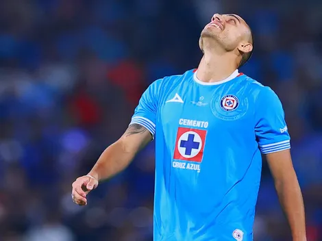 La jugada que piensa Cruz Azul para acelerar la salida de Giakoumakis