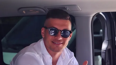 El delantero serbio espera por el desenlace de la novela con Cruz Azul.