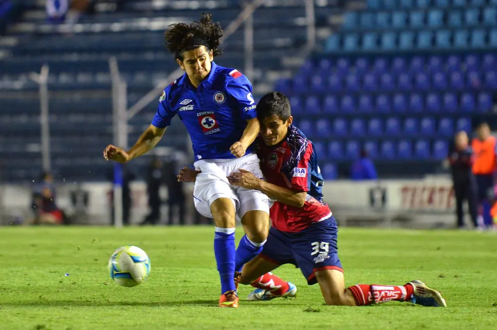 Allam Bello con la camiseta de Cruz Azul. (JAM Media)