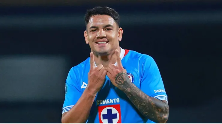 Cruz Azul estaría negociando con León por Gabriel Fernández