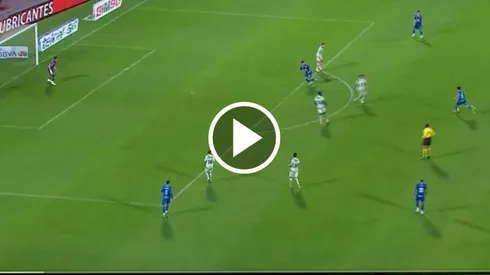 Márquez demostró toda su jerarquía a través de un golazo sensacional.