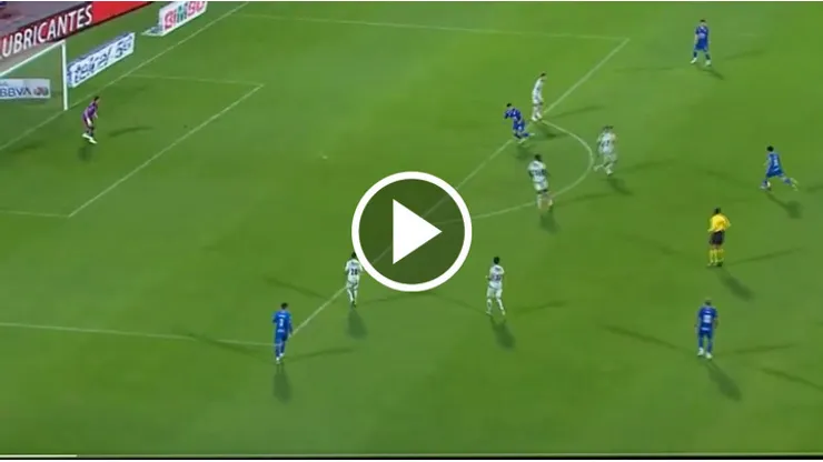 Márquez demostró toda su jerarquía a través de un golazo sensacional.