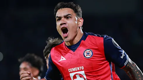 El atacante uruguayo viajará con el resto de la delegación a EE.UU.