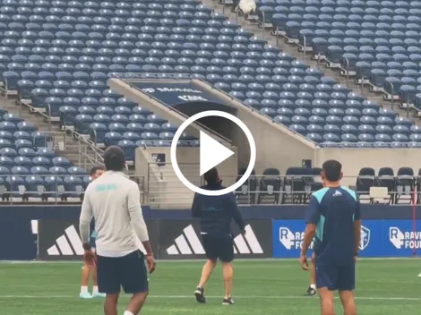 Larcamón sorprende al plantel en la práctica en Seattle