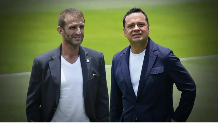 La afición estalló contra Iván Alonso y Víctor Velázquez.