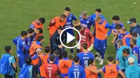 El entrenador argentino alentó a los suyos minutos antes de enfrentarse desde el punto de los penales.