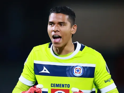 Fue portero de Cruz Azul por un partido y defendió a Kevin Mier: "Salvó 700 veces"