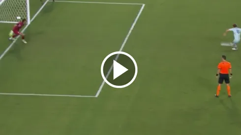 El portero colombiano pasó de villano a héroe en un partido que se definió desde los once metros.