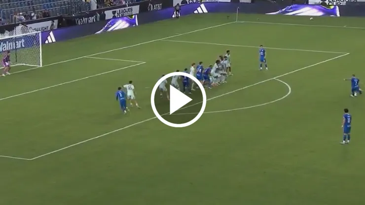 El mediocampista polaco estuvo a punto de marcar el gol del torneo con un tiro libre esquinado en el minuto 90 de partido.