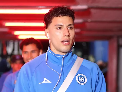 Adrián Esparza sorprendió a todo Cruz Azul por la salida de Jorge Sánchez