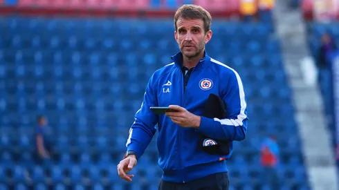 Iván Alonso viajó a Medio Oriente en plena salida de Gonzalo Piovi