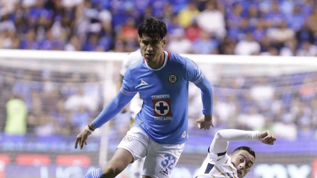 Cristian Jiménez confirma su futuro fuera de Cruz Azul.