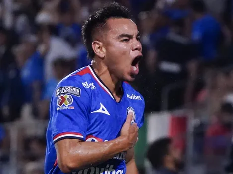 Cruz Azul renueva a Charly y lanza dardo a Giakoumakis y Piovi