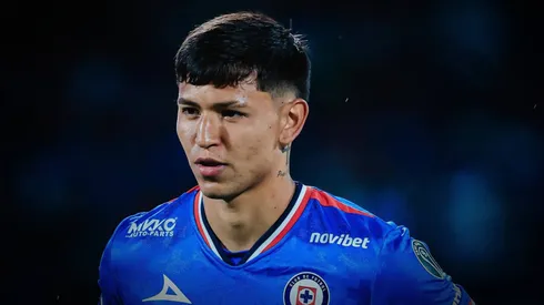 El juvenil tuvo su estreno como titular en Liga MX ante Santos Laguna.