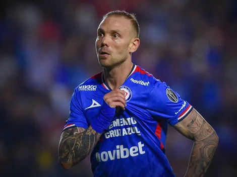 Rotondi responde a las críticas de la afición en Cruz Azul