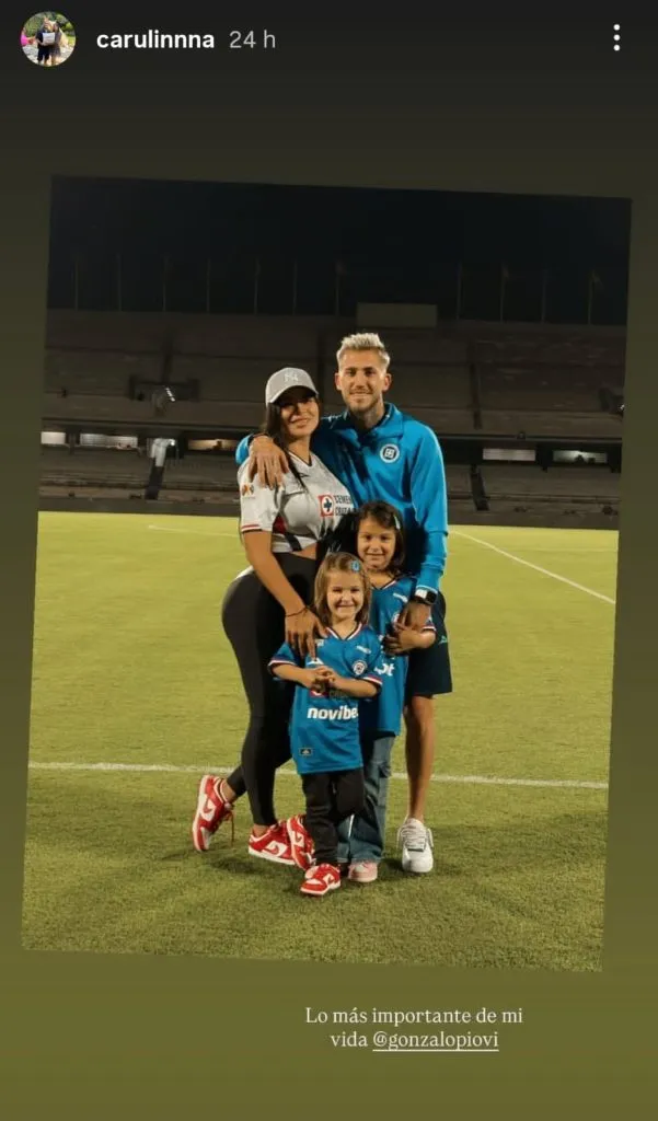 Esposa de Piovi le dedicó un mensaje tras quedarse en Cruz Azul. (@carulinnna)