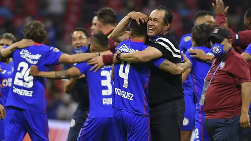 Pudo retirarse en Cruz Azul con contrato a gusto, pero lo rechazó.