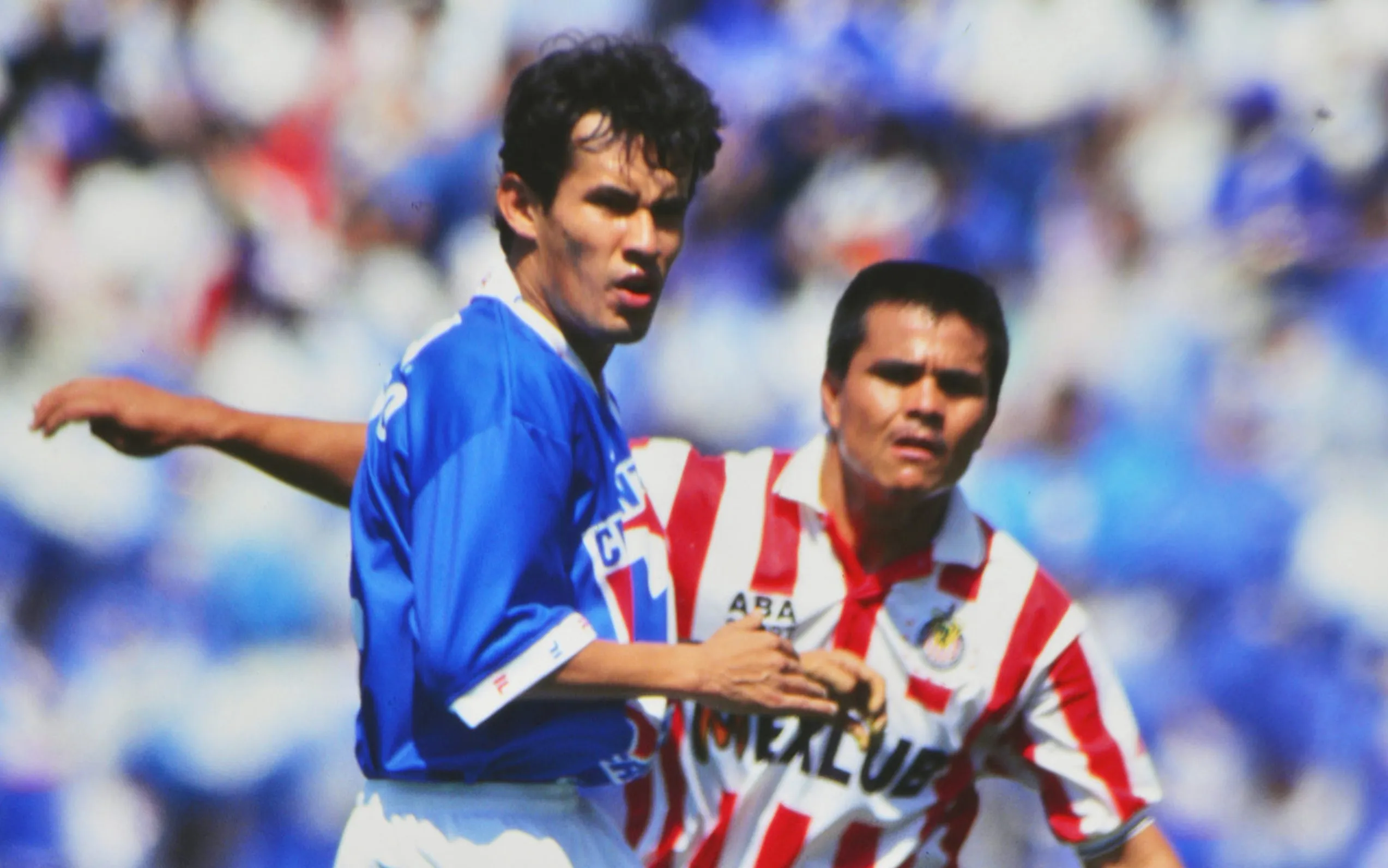 Juan Reynoso pudo retirarse en Cruz Azul luego de jugar en Necaxa. (JAM Media)