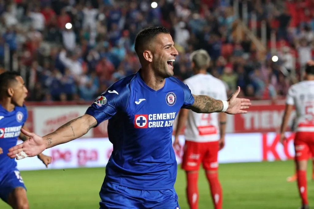 Edgar Méndez con la camiseta de Cruz Azul. (Imago 7)