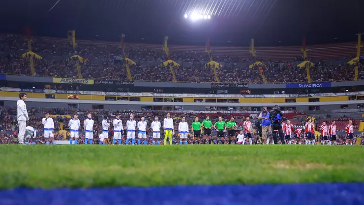 Los cementeros se miden este sábado a las Chivas de Guadalajara.