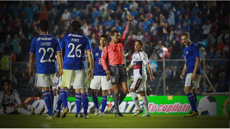 El futbolista tuvo un fugaz paso por Cruz Azul durante el Clausura 2011.
