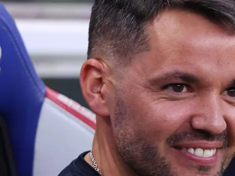 Larcamón sorprende y dice algo que le dará aire a Gabriel Milito