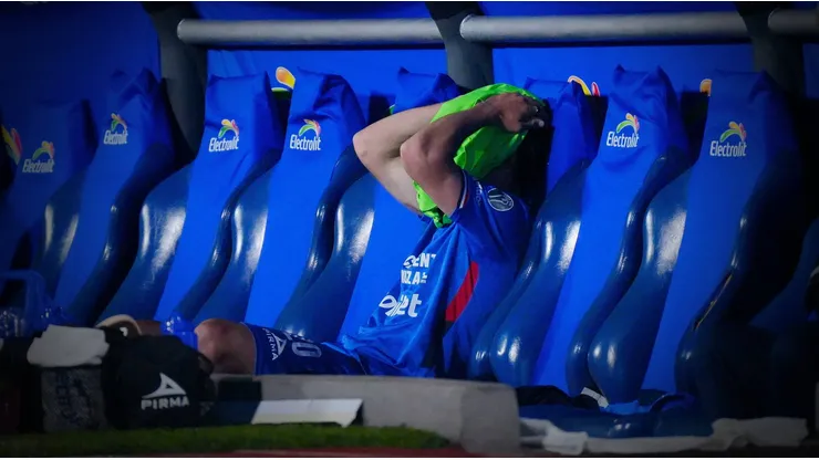 Revelan por qué José Paradela sale siempre de primer cambio en Cruz Azul.