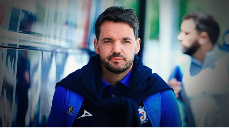 Adrián Esparza y Tito Villa se refirieron al regreso de la actividad para Cruz Azul y dejaron un pedido al DT.