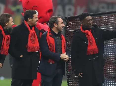 Ex jugador del Milan sale en defensa de Santiago Giménez