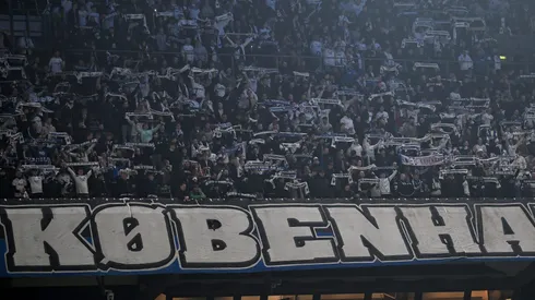 El canterano de Cruz Azul dio una asistencia para el segundo gol del cuadro danés en su debut en Liga de Campeones.