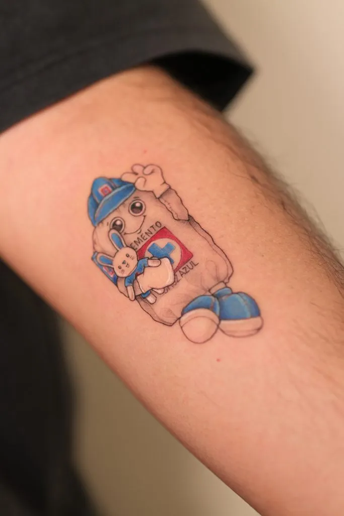 Los brazos y piernas son los mejores lugares para tatuarse a Costalito (Michelle Ralis)