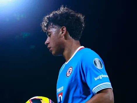 ¿Larcamón borró a Morales porque se va de Cruz Azul?