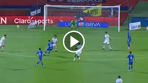 Así fue el gol de José Paradela que abrió el marcador para Cruz Azul vs. Querétaro.