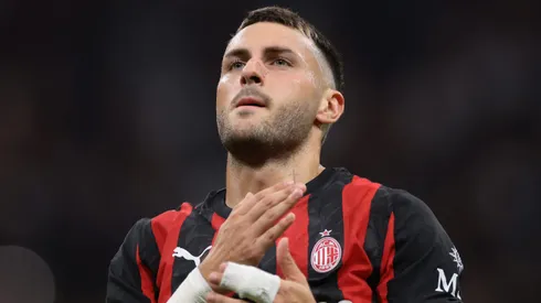 El partido del año para Santi Giménez: ¿Cómo ver el Milan vs. Napoli?