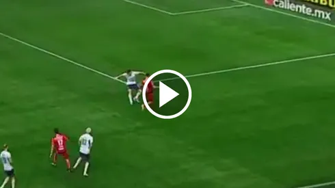 Jesús Orozco y una falla que costó el segundo gol de Tijuana.