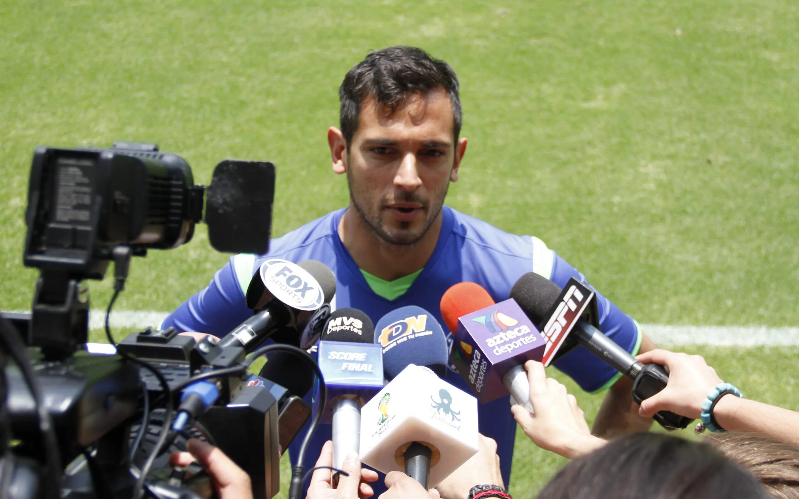 Roque Santa Cruz llegó a Cruz Azul con todos los flashes. (Imago 7)