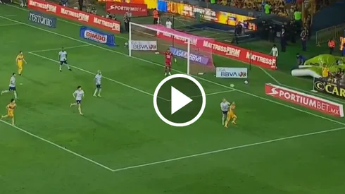 El mediocampista de Cruz Azul se vio involucrado en una polémica con Gorriarán en los últimos minutos del encuentro.