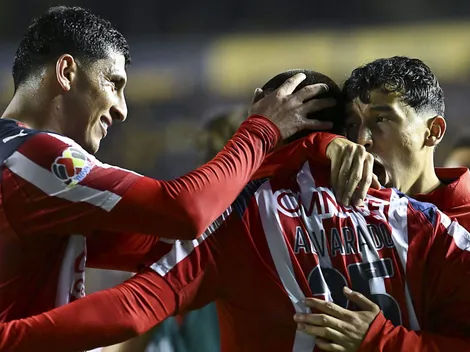 Cruz Azul iría por estrella de Chivas si vende a Bogusz