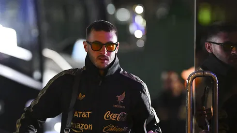 El canterano de Cruz Azul fue uno de los más aclamados en la llegada del TRI a su hotel de concentración en los Estados Unidos.