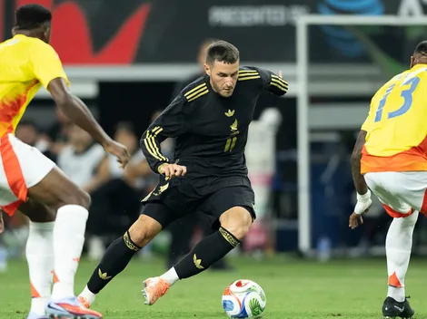 Santi Giménez rompió el silencio tras la derrota vs. Colombia