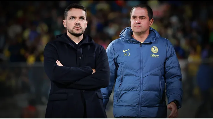 Nicolás Larcamón y André Jardine tendrán un gran desafío para diagramar sus equipos en el Clásico Joven.