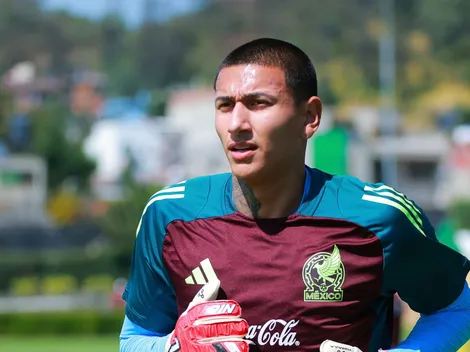 Larcamón meditaría una opción para cumplir con la Regla de Menores