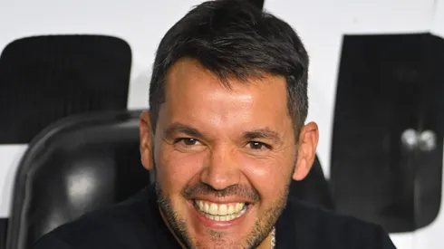 El entrenador de los cementeros compareció ante los medios de comunicación en la previa del Clásico Joven.