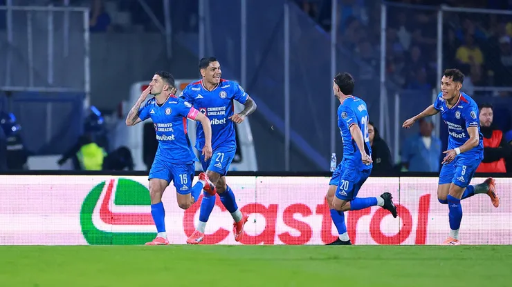 Cruz Azul ganó el Clásico Joven frente al América y ahora va por otro triunfo ante Necaxa.