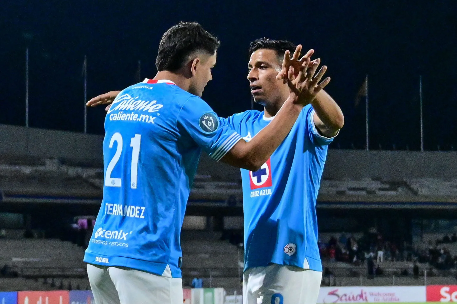 Sepúlveda y el Toro son las grandes cartas goleadoras de Cruz Azul. (Imago 7)